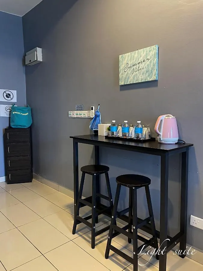 Проживание в семье Chill Studio Wi-Fi & Netflix 5Min From Airport At Aeropod Sovo Кота-Кинабалу